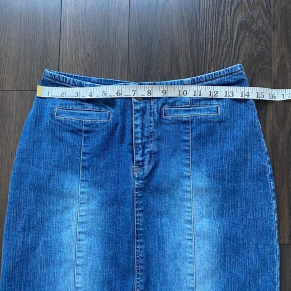 90’s Denim Maxi Skirt - Picture 4 of 15